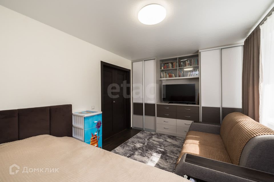 Продаётся 1-комнатная квартира, 41.6 м²