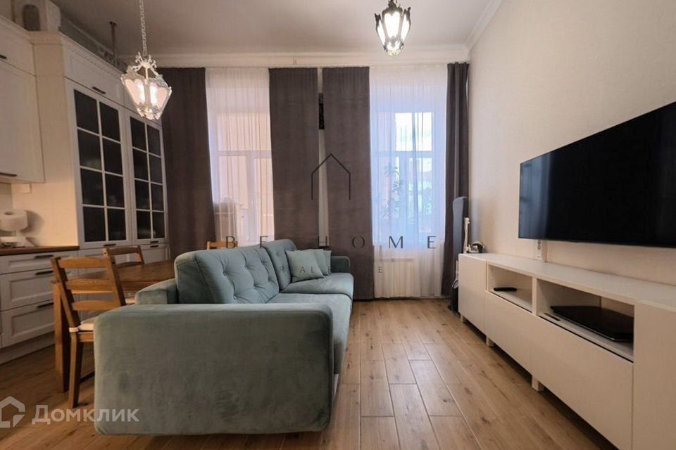 Сдаётся 2-комнатная квартира, 65 м²