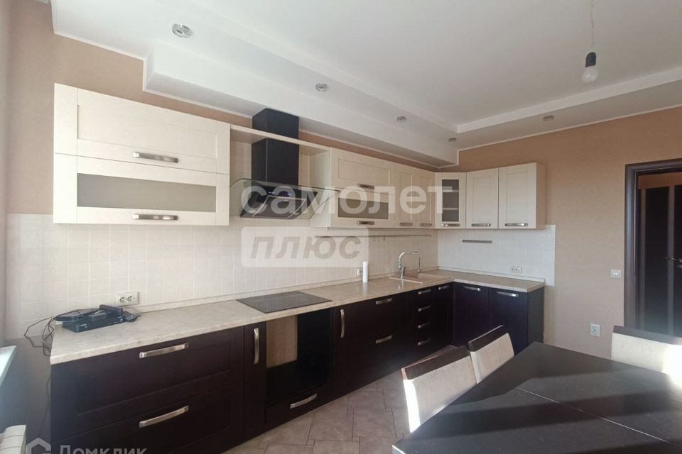 Продаётся 2-комнатная квартира, 83 м²