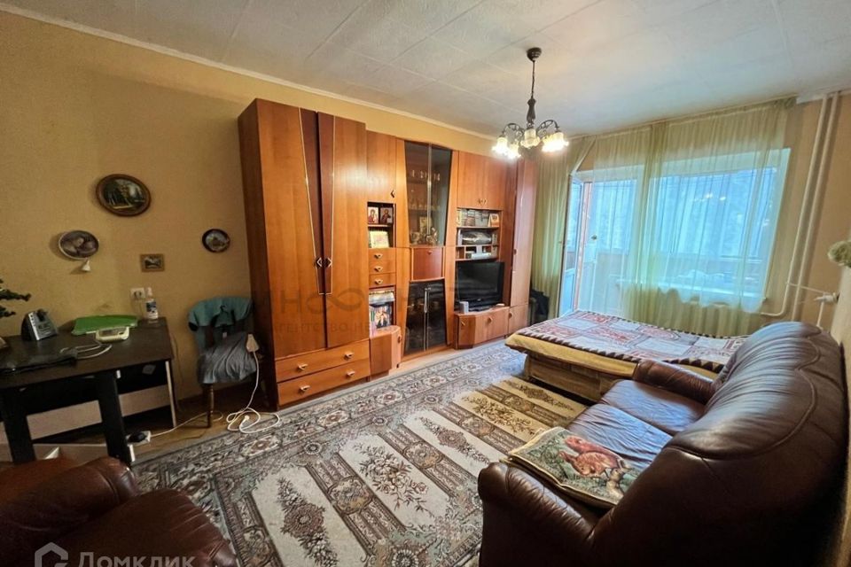 Продаётся 1-комнатная квартира, 39.8 м²