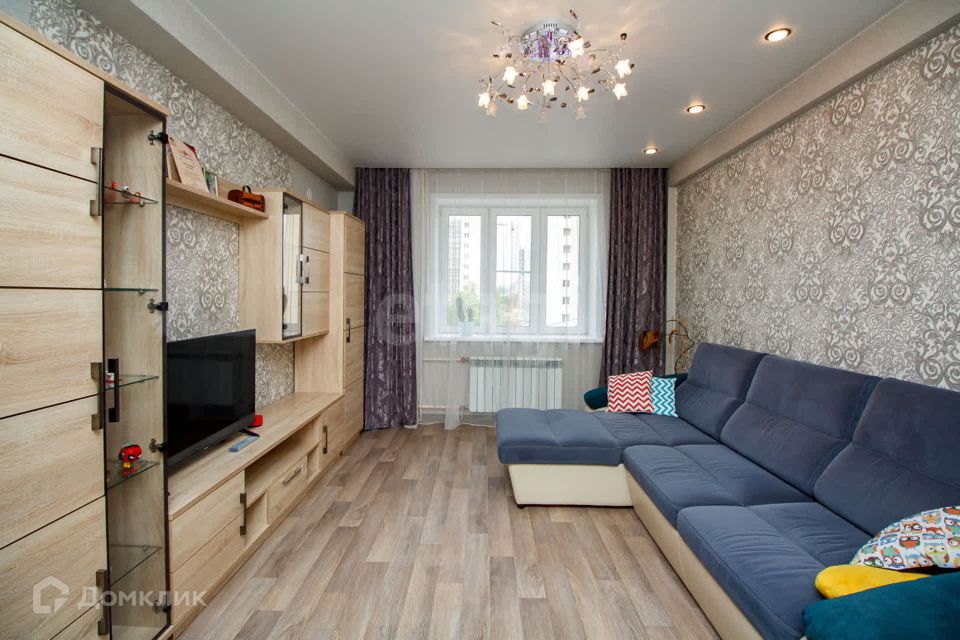Продаётся 2-комнатная квартира, 55.5 м²