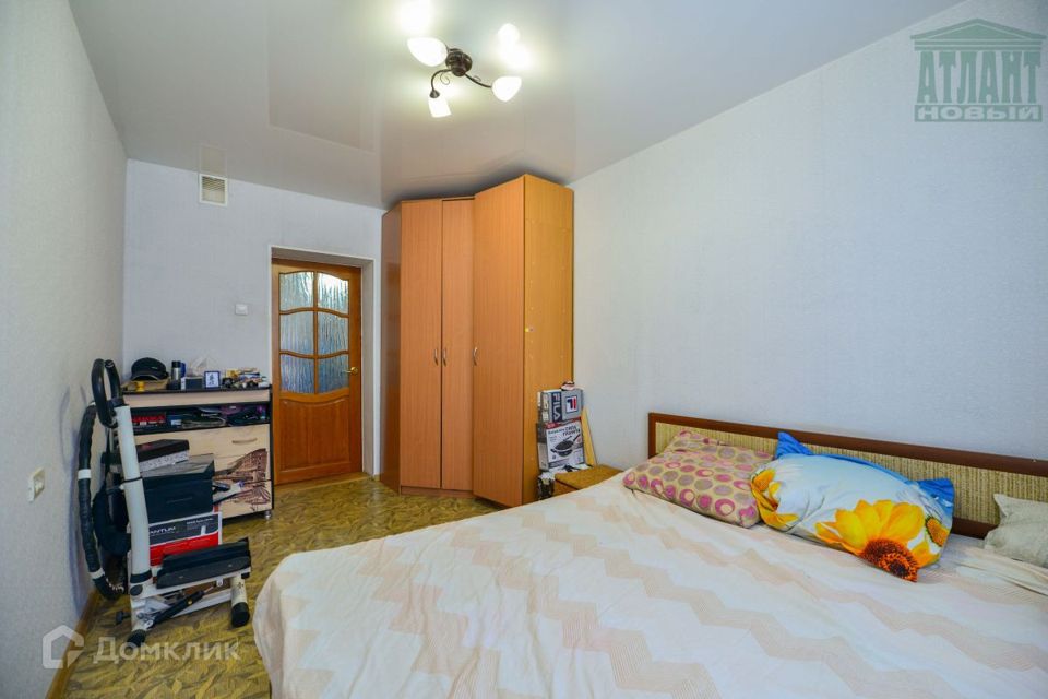 Продаётся 4-комнатная квартира, 82 м²
