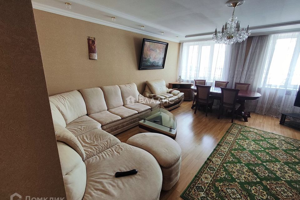 Продаётся 4-комнатная квартира, 94 м²