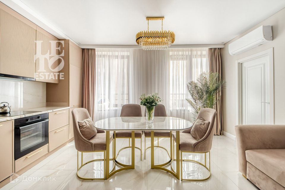 Продаётся 2-комнатная квартира, 70 м²