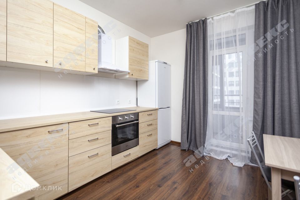 Сдаётся 2-комнатная квартира, 49.5 м²