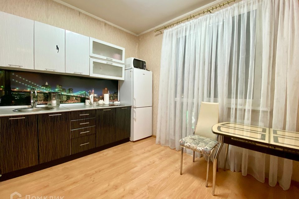 Продаётся 1-комнатная квартира, 38 м²