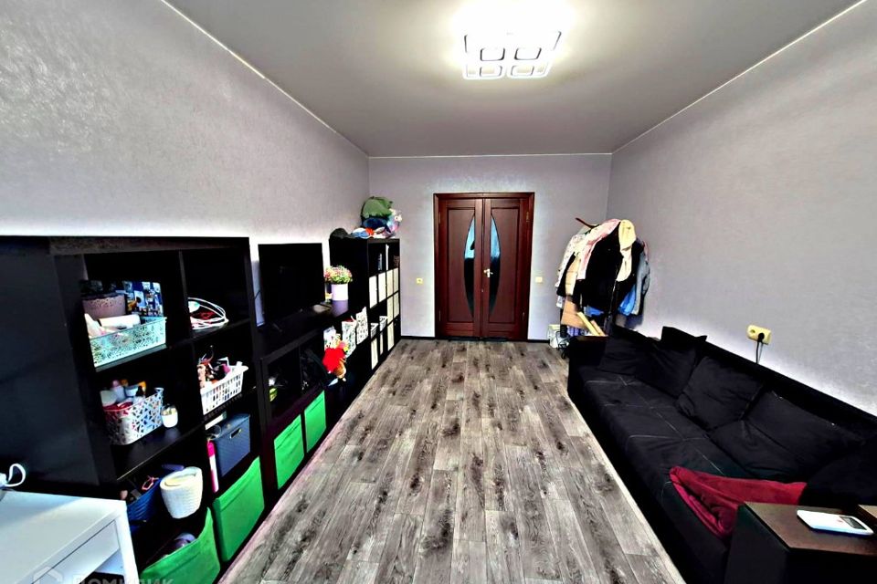 Продаётся 4-комнатная квартира, 93 м²