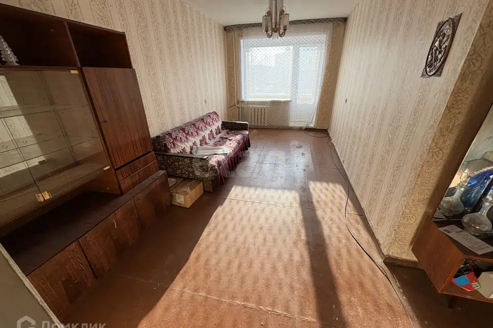 Продаётся 3-комнатная квартира, 57.3 м²