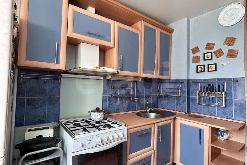 Продаётся 3-комнатная квартира, 65.3 м²