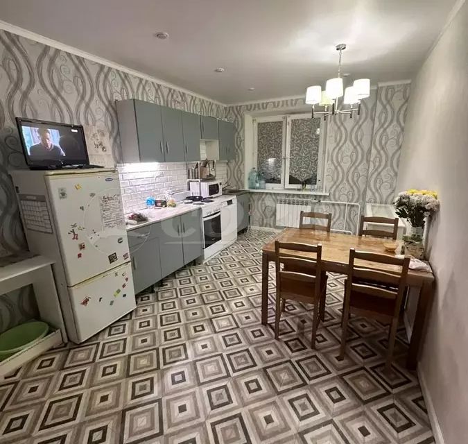 Сдаётся 3-комнатная квартира, 95 м²