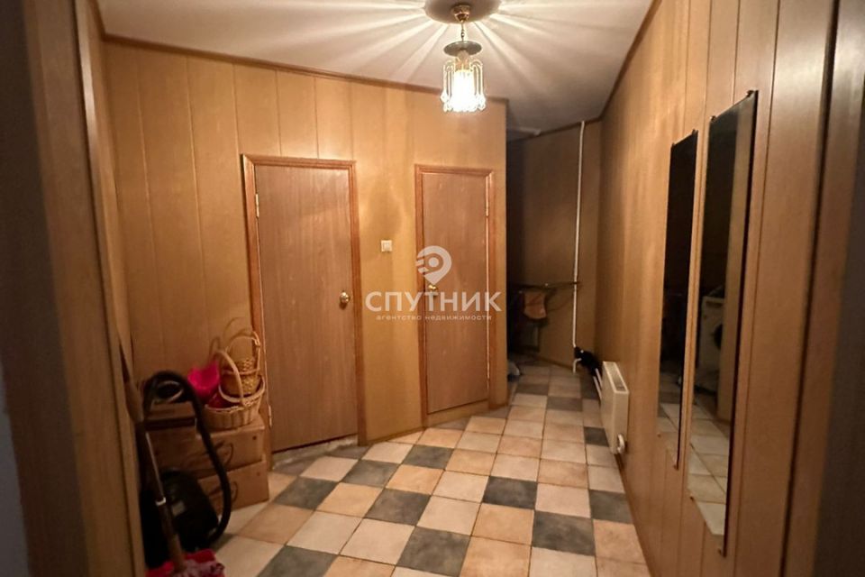 Продаётся 3-комнатная квартира, 98 м²