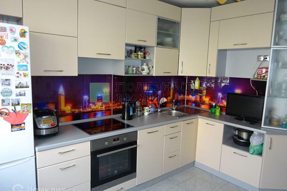 Продаётся 3-комнатная квартира, 67.9 м²