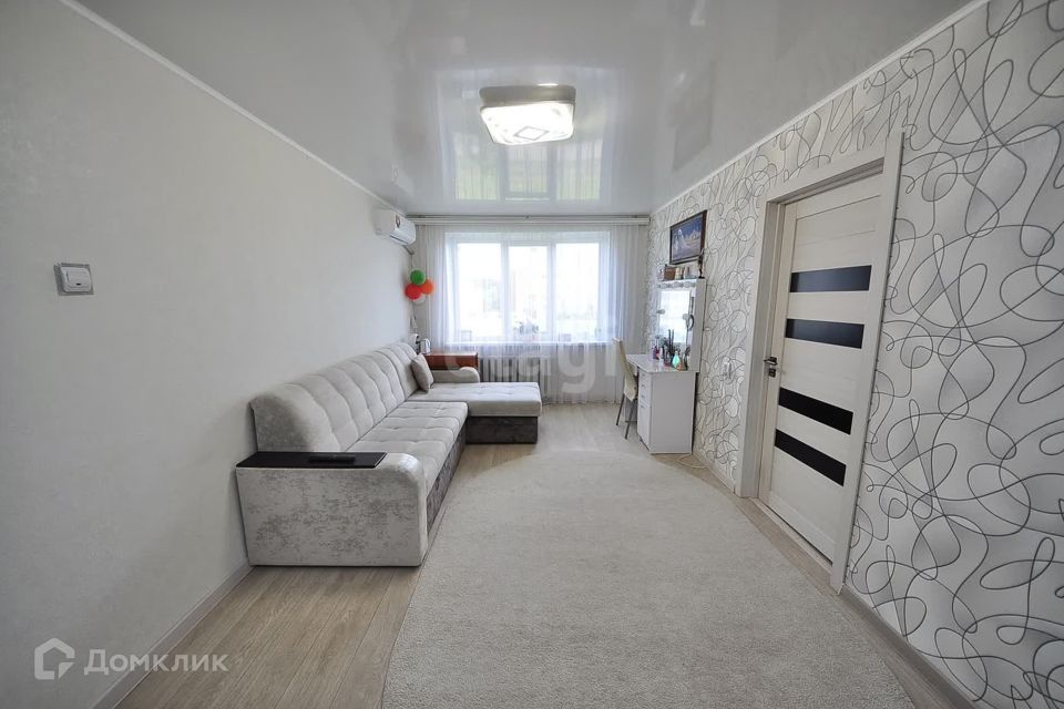 Продаётся 3-комнатная квартира, 56.3 м²