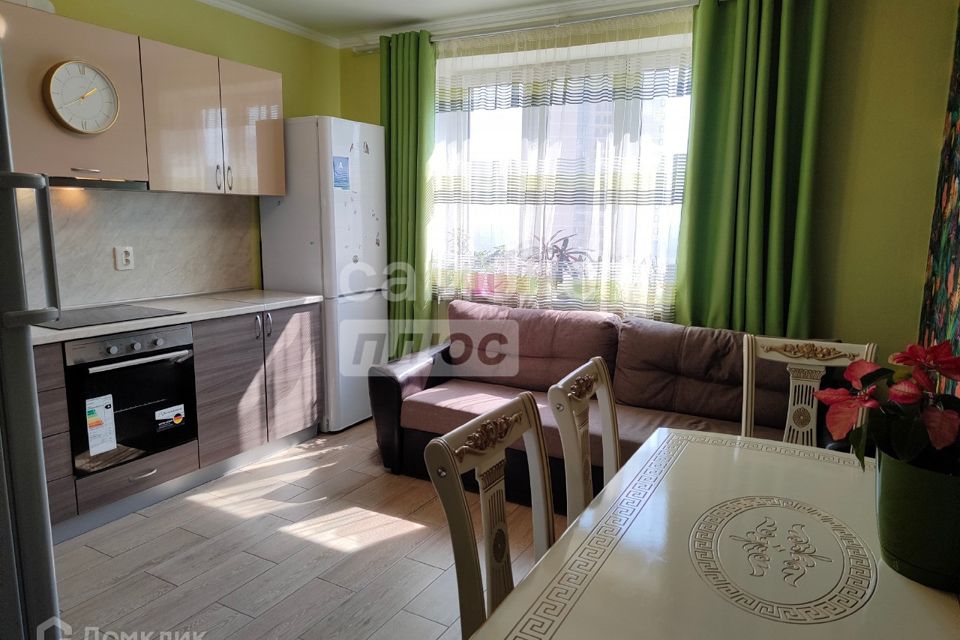 Продаётся 2-комнатная квартира, 67.5 м²