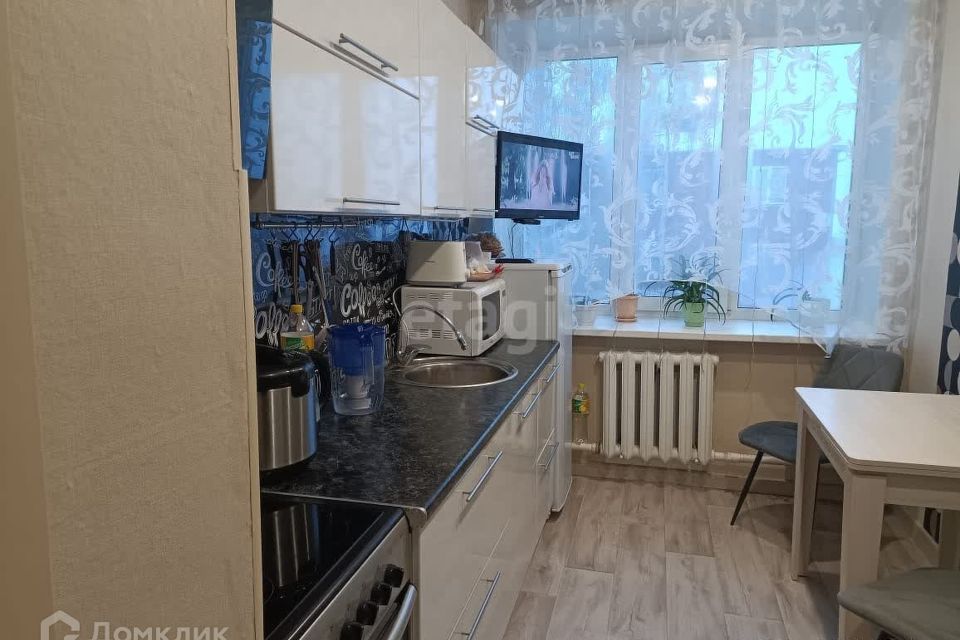 Продаётся 3-комнатная квартира, 58.4 м²