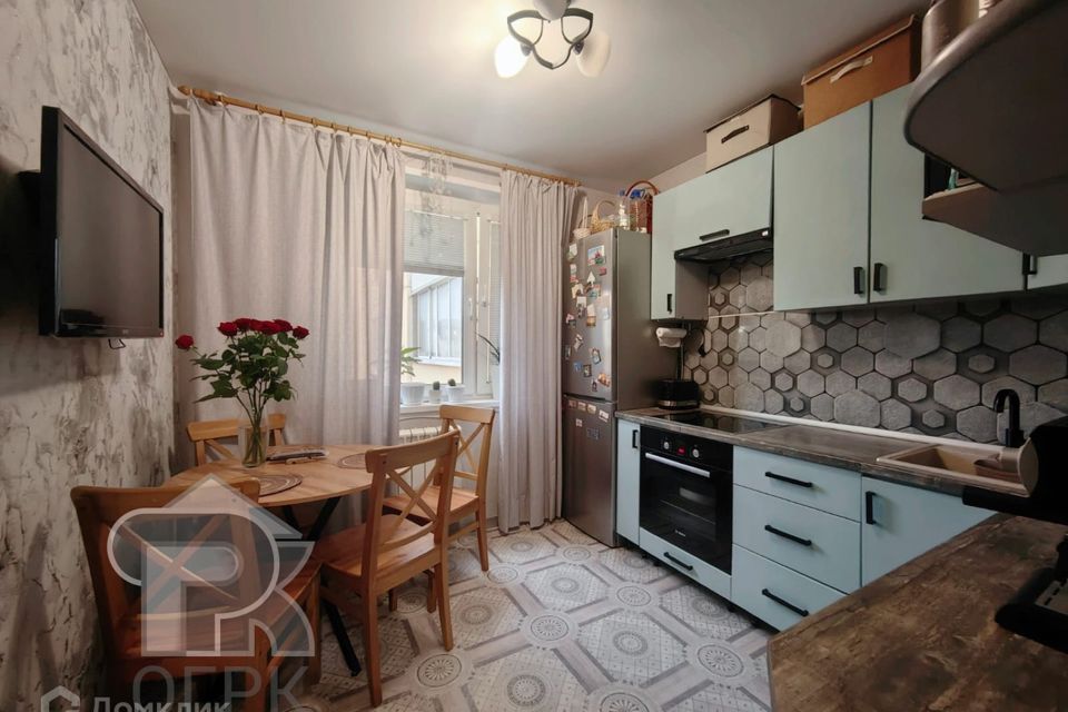 Продаётся 1-комнатная квартира, 37 м²