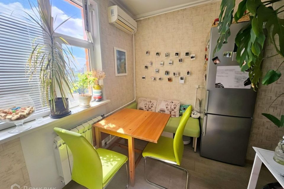 Продаётся 1-комнатная квартира, 37 м²
