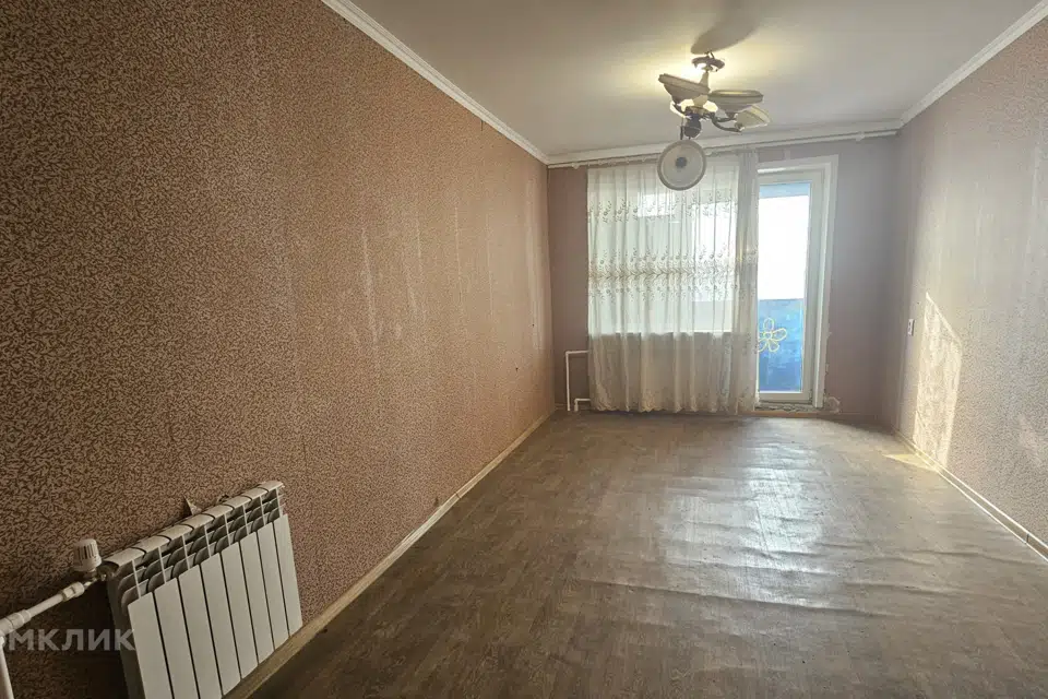 Продаётся 3-комнатная квартира, 56.3 м²