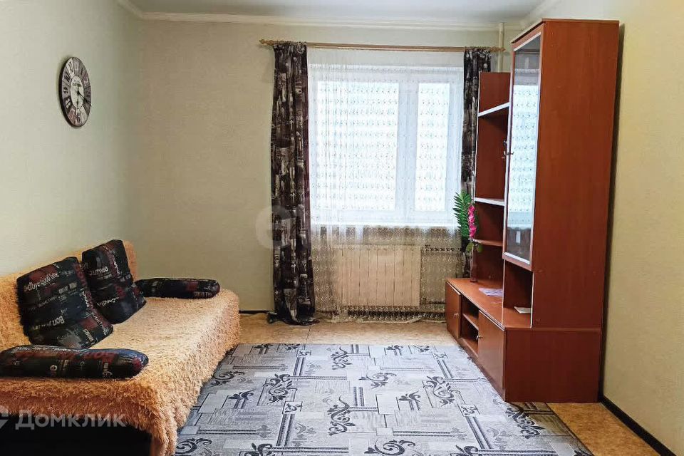 Продаётся 1-комнатная квартира, 43 м²