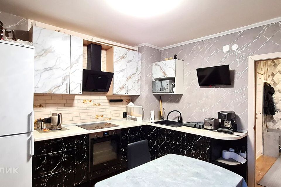 Продаётся 1-комнатная квартира, 41.5 м²