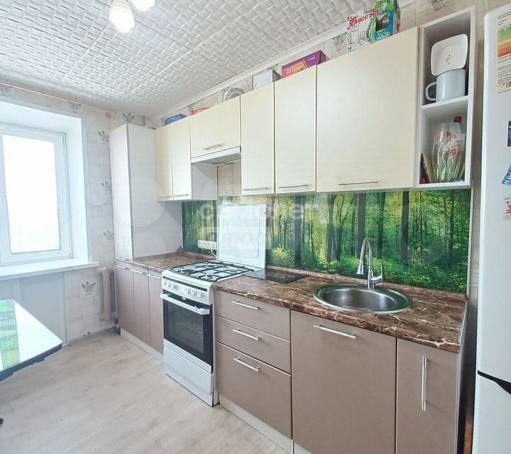 Продаётся 3-комнатная квартира, 59.7 м²
