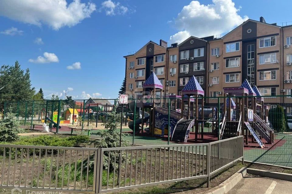 Продаётся 1-комнатная квартира, 39.4 м²