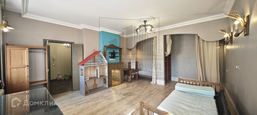 Сдаётся 2-комнатная квартира, 91.6 м²