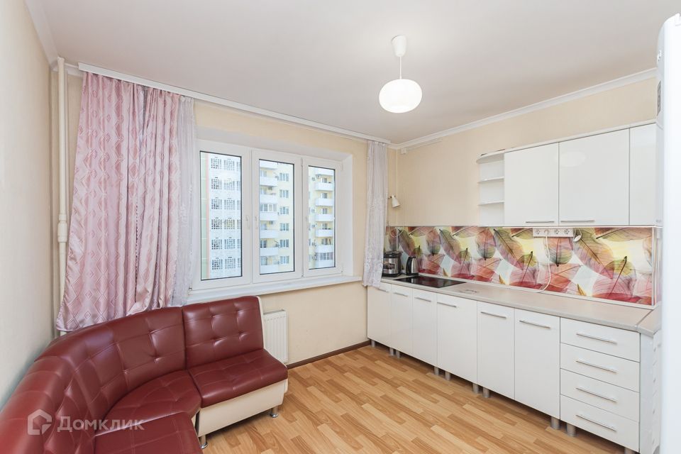 Продаётся 2-комнатная квартира, 62.3 м²