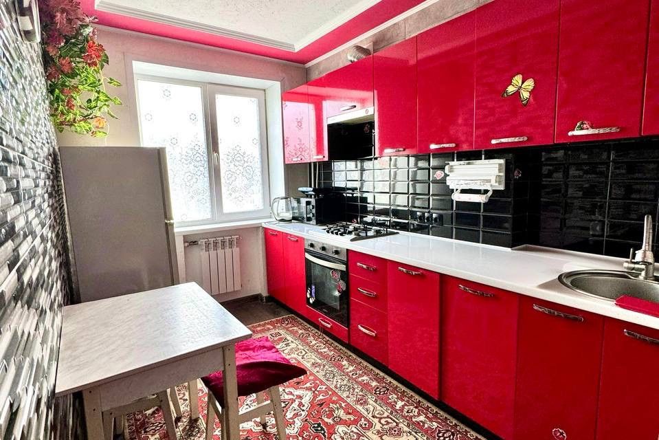 Продаётся 3-комнатная квартира, 65 м²