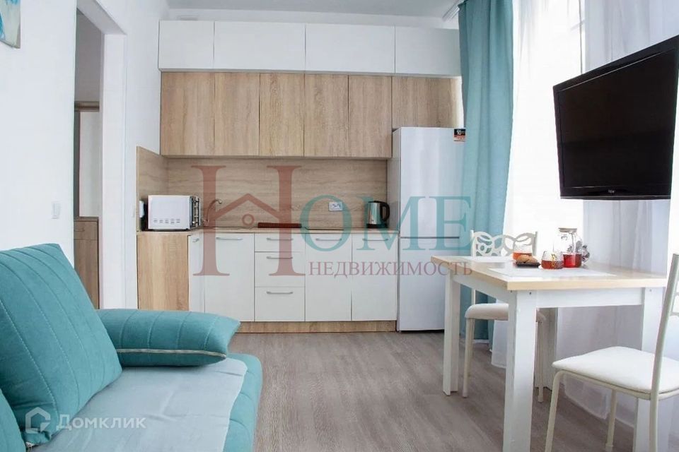 Сдаётся 1-комнатная квартира, 35 м²