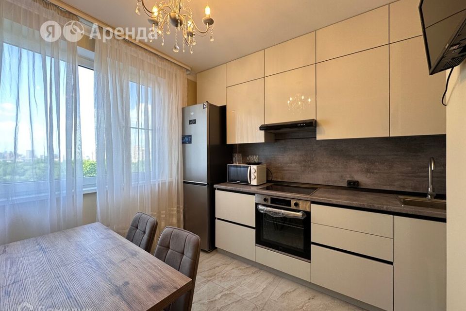 Сдаётся 2-комнатная квартира, 56 м²