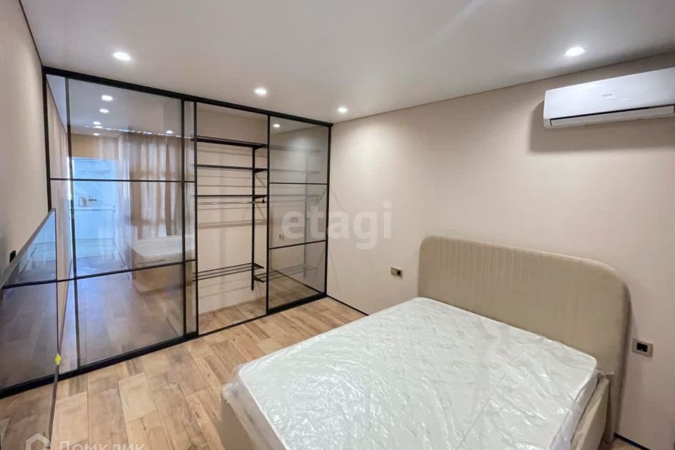 Продаётся 1-комнатная квартира, 40.7 м²
