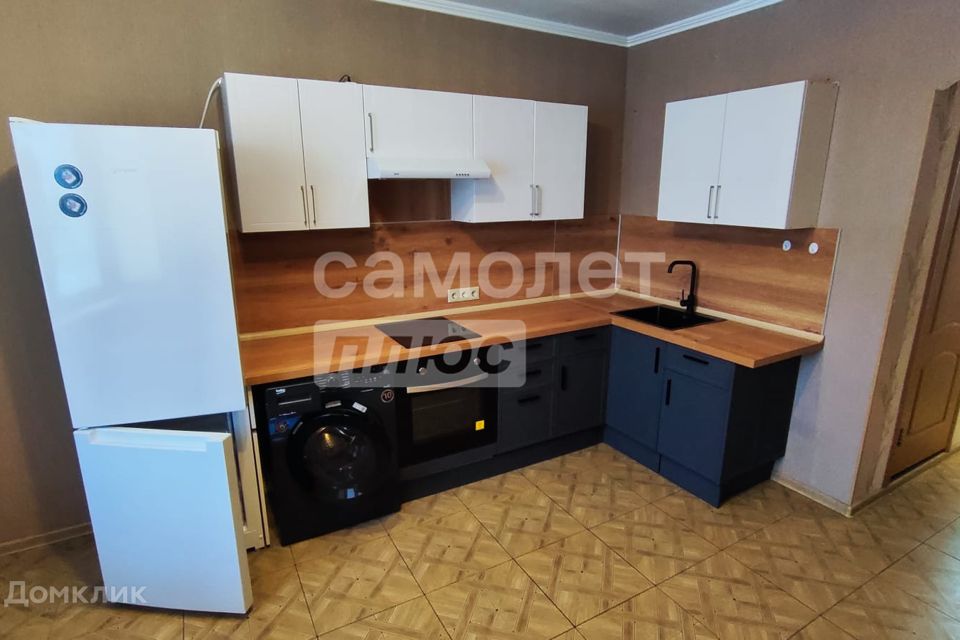 Сдаётся 2-комнатная квартира, 60.7 м²