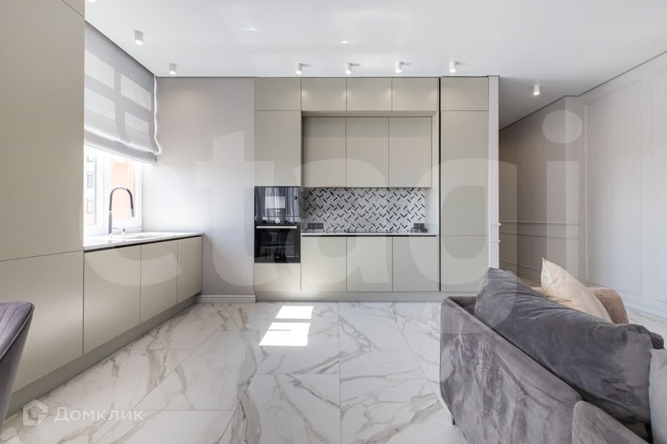 Продаётся 2-комнатная квартира, 91.3 м²