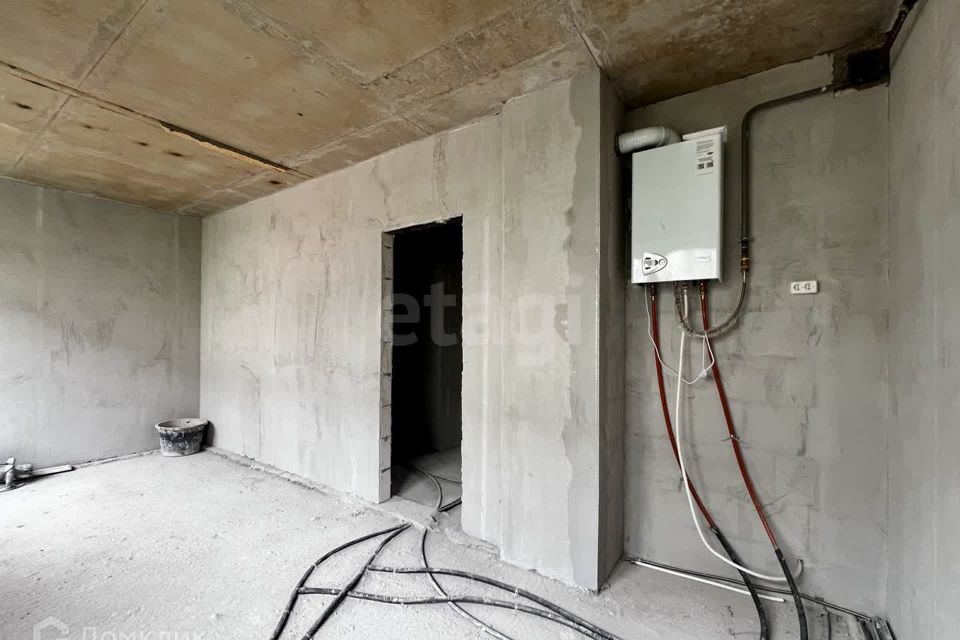 Продаётся 2-комнатная квартира, 60.5 м²