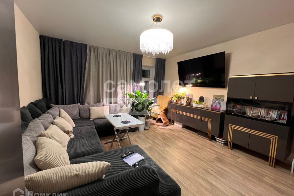 Сдаётся 2-комнатная квартира, 58.7 м²