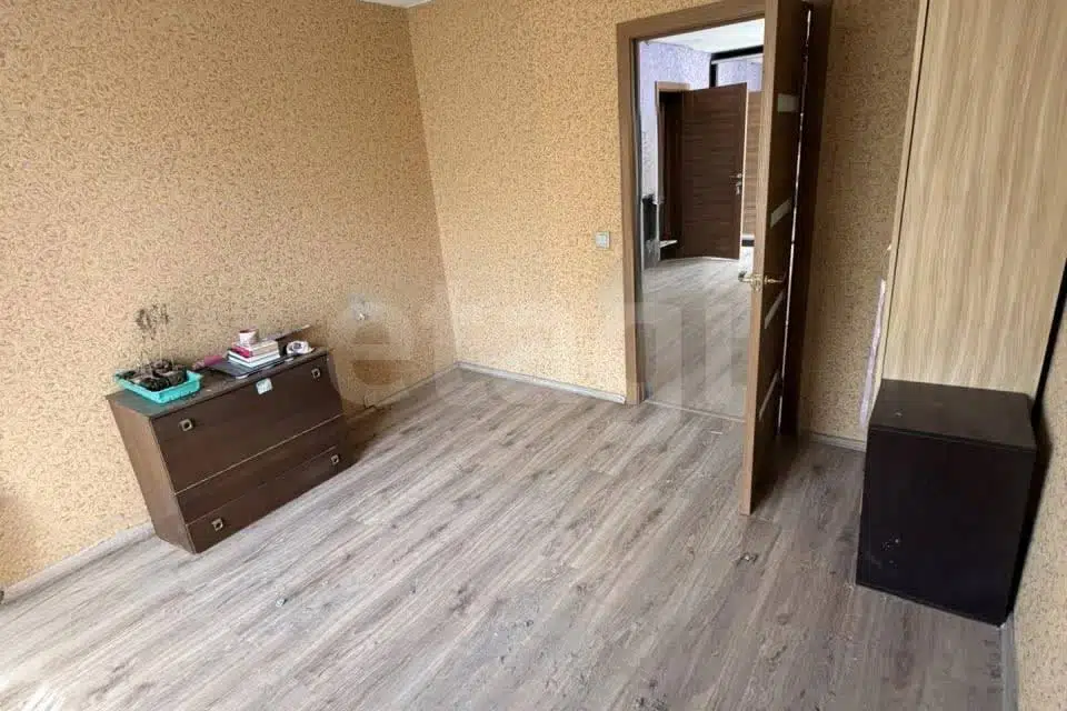 Продаётся 3-комнатная квартира, 64 м²