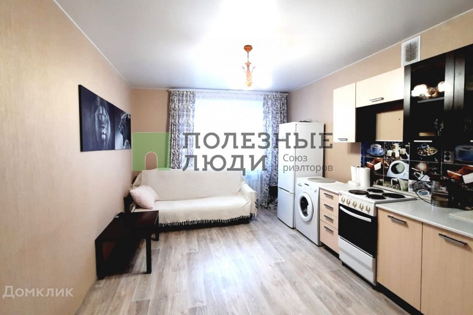 Продаётся 1-комнатная квартира, 37.9 м²