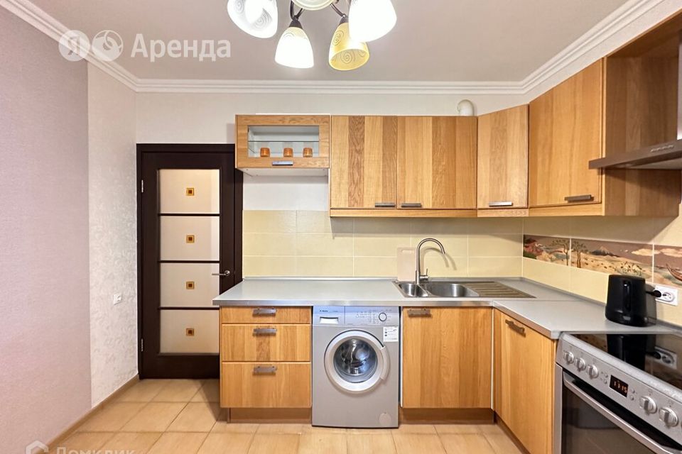 Сдаётся 1-комнатная квартира, 42 м²