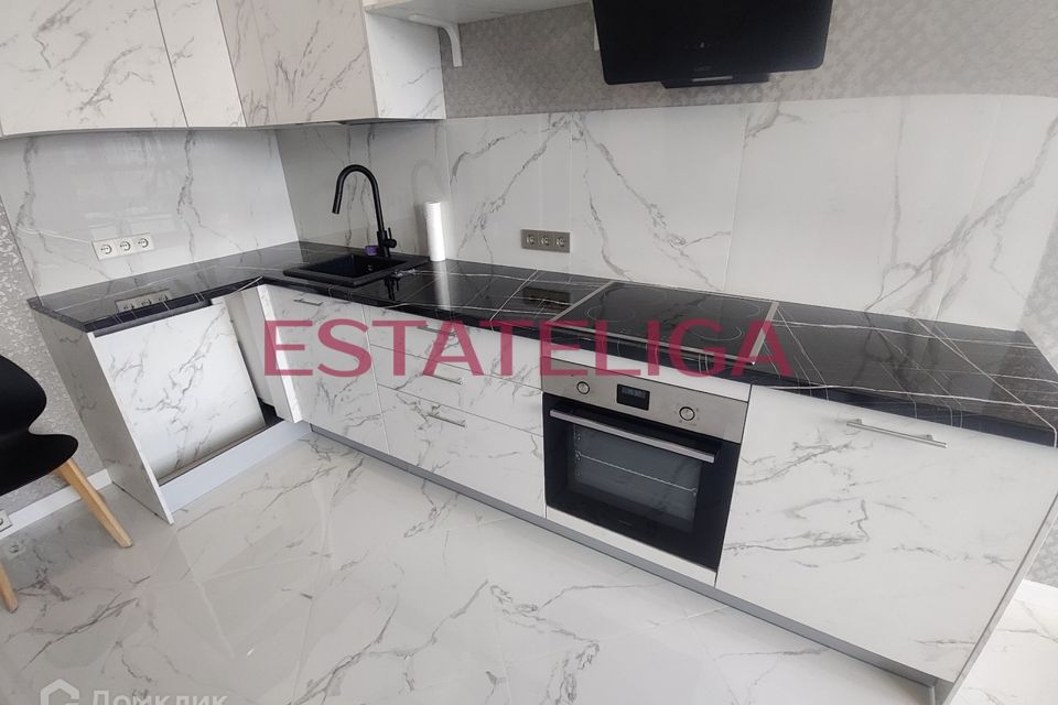 Сдаётся 1-комнатная квартира, 50 м²