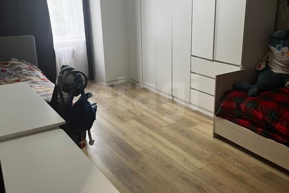 Продаётся 3-комнатная квартира, 63 м²