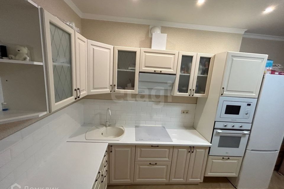 Продаётся 1-комнатная квартира, 42.5 м²