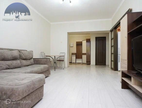 Продаётся 2-комнатная квартира, 72.4 м²