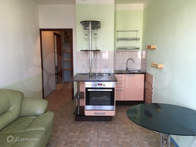 Продаётся 1-комнатная квартира, 49 м²