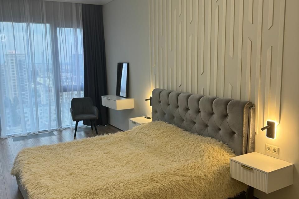 Сдаётся 2-комнатная квартира, 80 м²