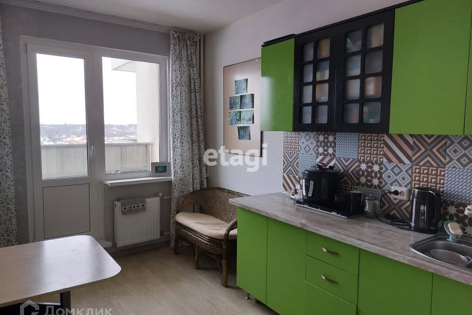 Продаётся 2-комнатная квартира, 63.4 м²