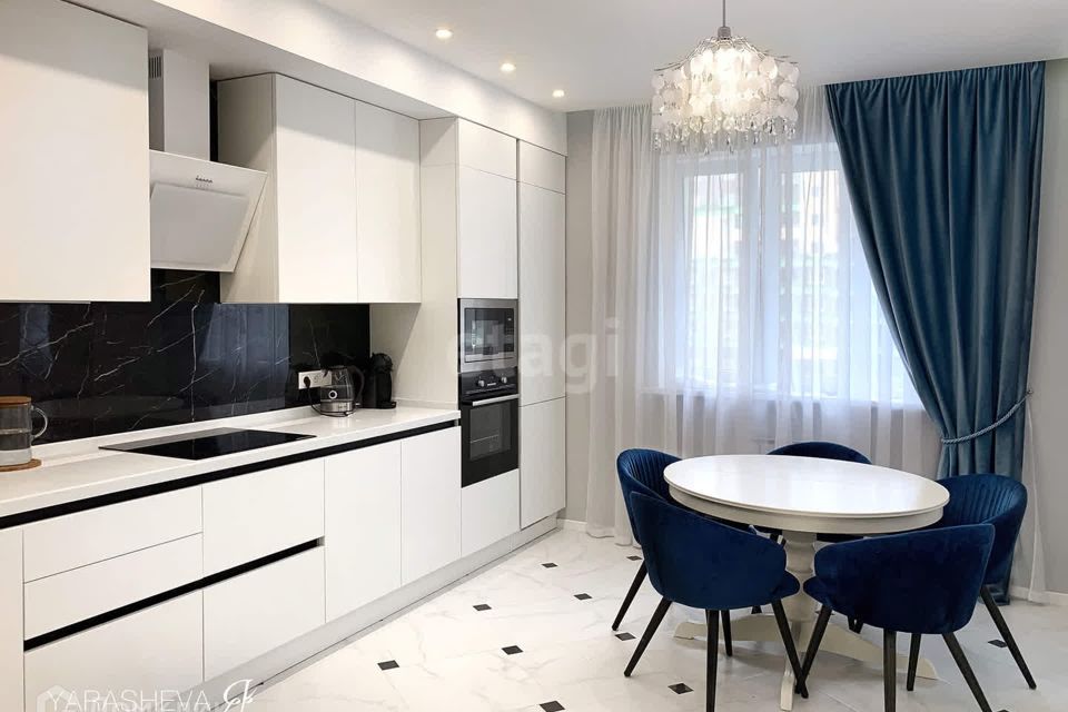 Продаётся 2-комнатная квартира, 57.4 м²