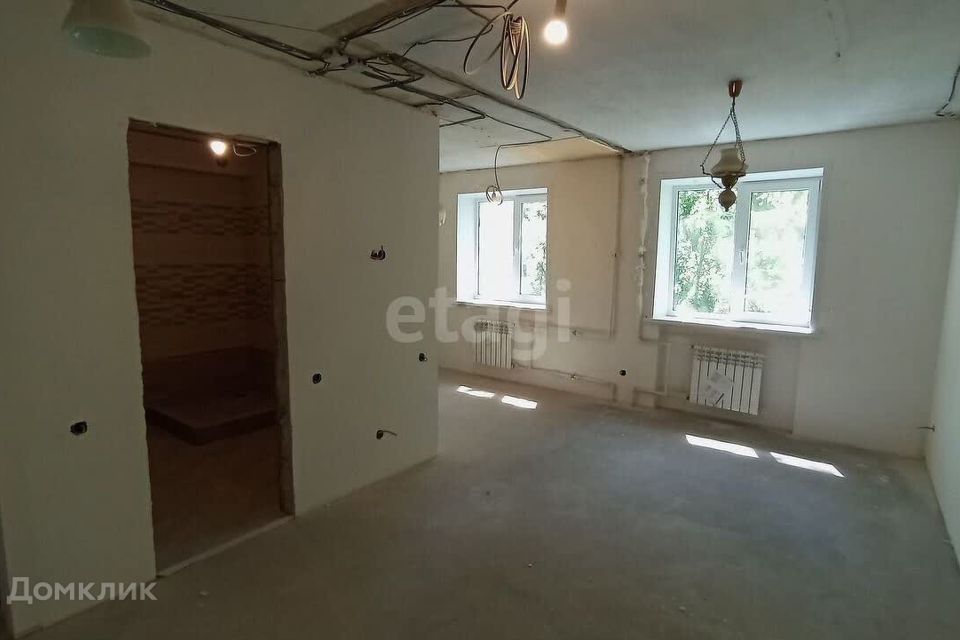 Продаётся 2-комнатная квартира, 42 м²