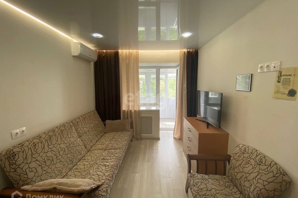 Продаётся 2-комнатная квартира, 43.8 м²