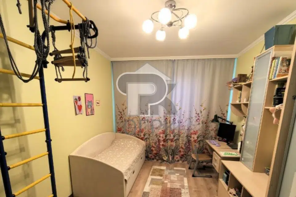 Продаётся 3-комнатная квартира, 75.1 м²